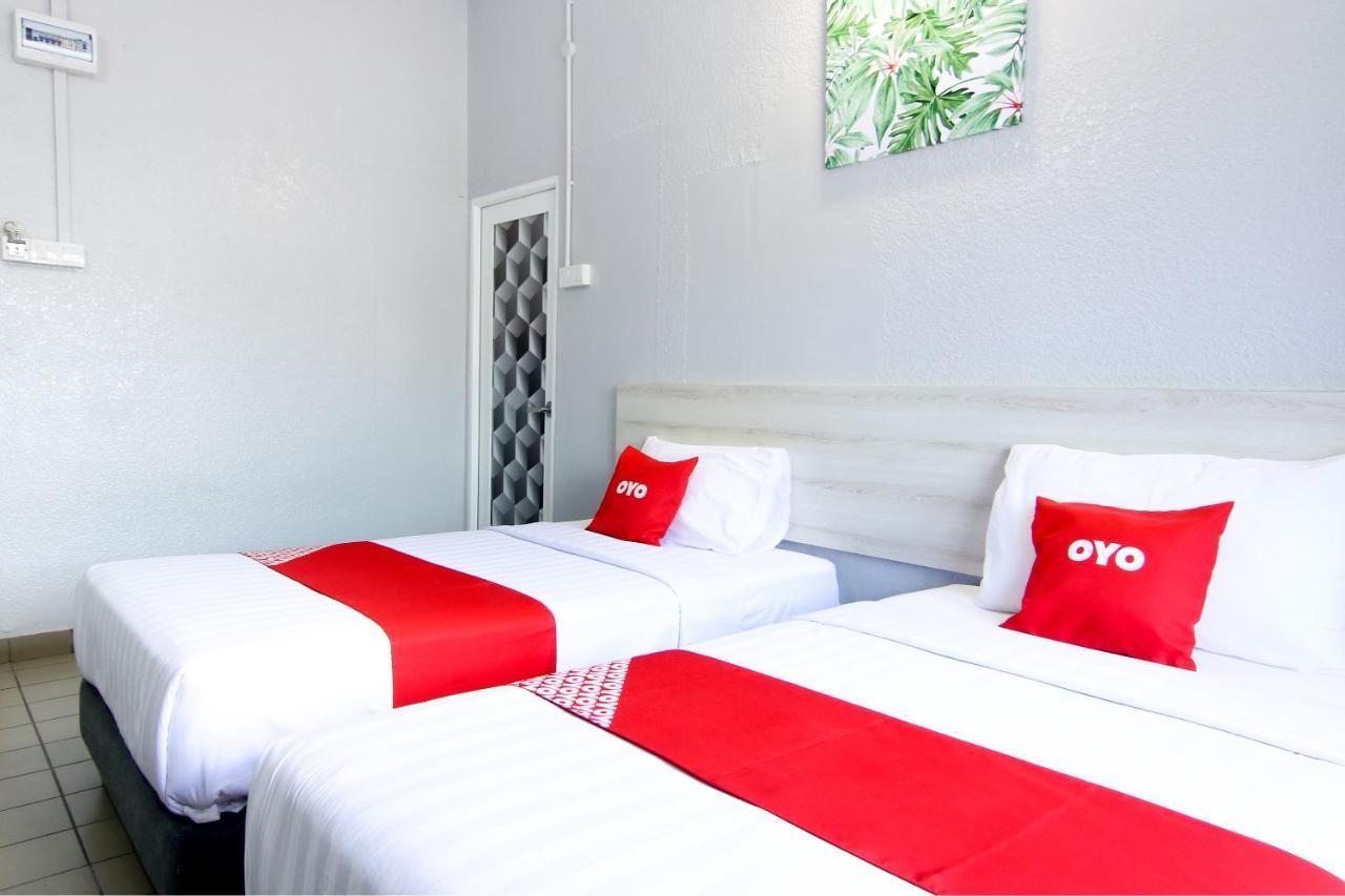 Hotel Oyo 89846 Lotus 2*