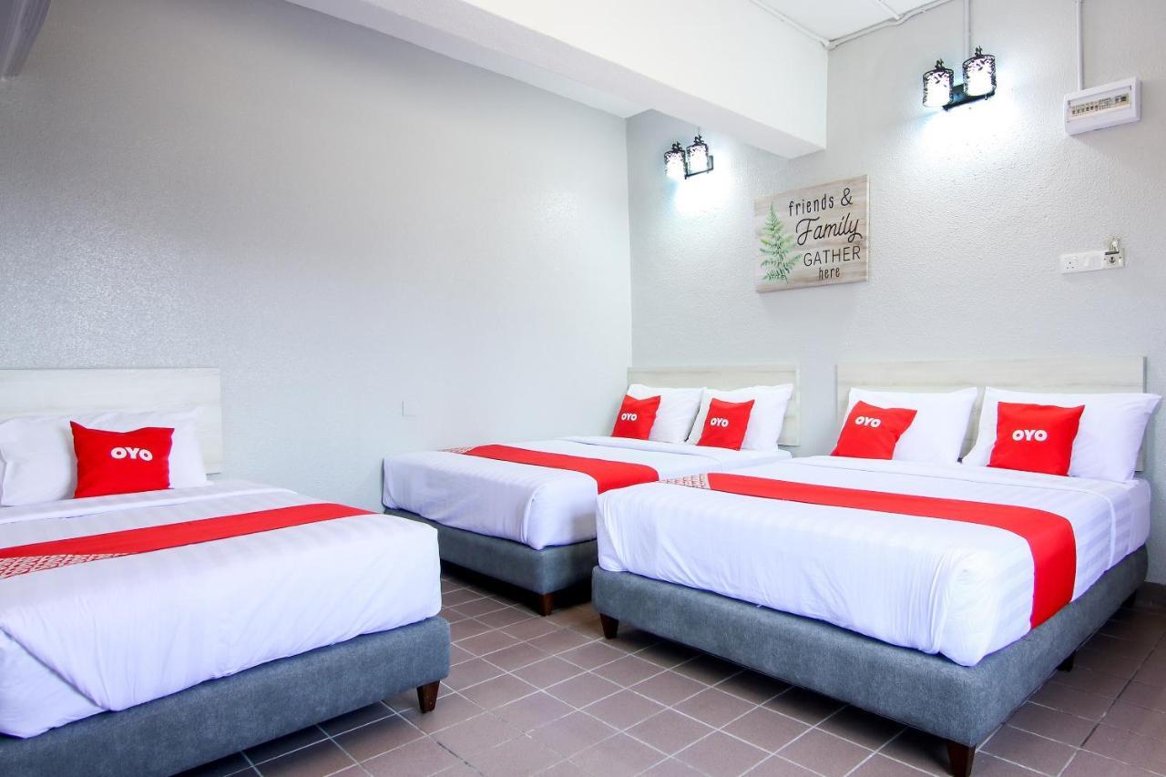 Oyo 89846 Lotus Malacca